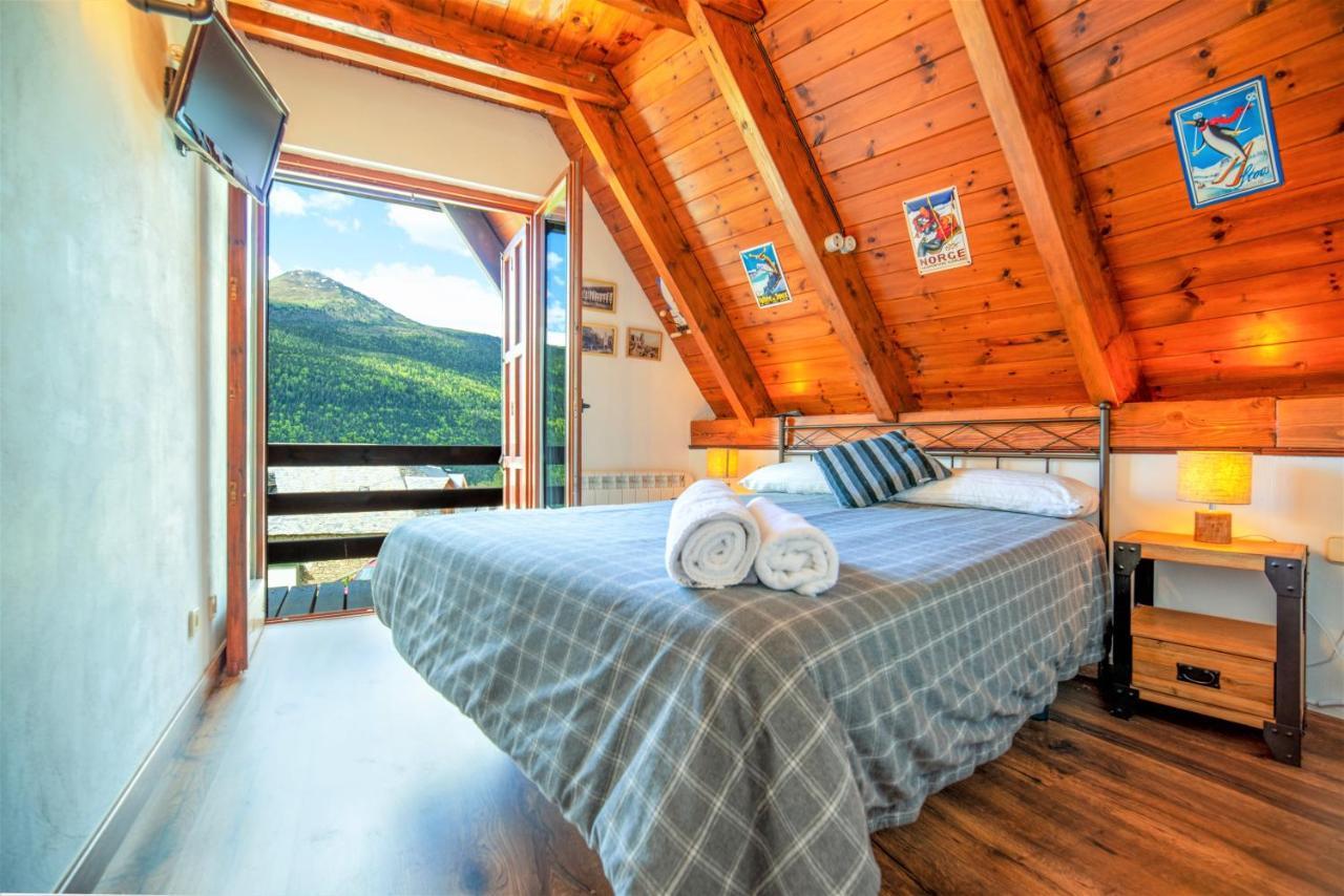 Apartamentos Aran Montcorbau Екстер'єр фото