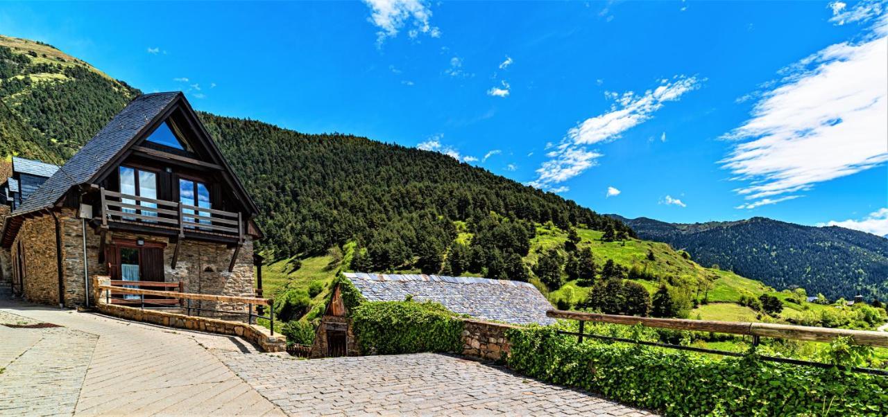 Apartamentos Aran Montcorbau Екстер'єр фото