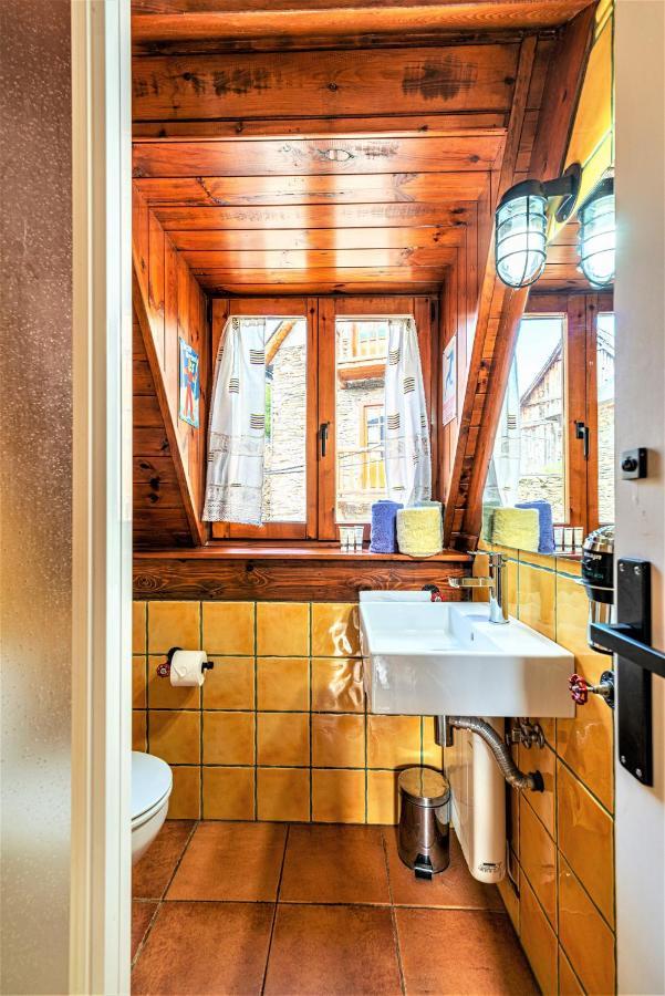 Apartamentos Aran Montcorbau Екстер'єр фото